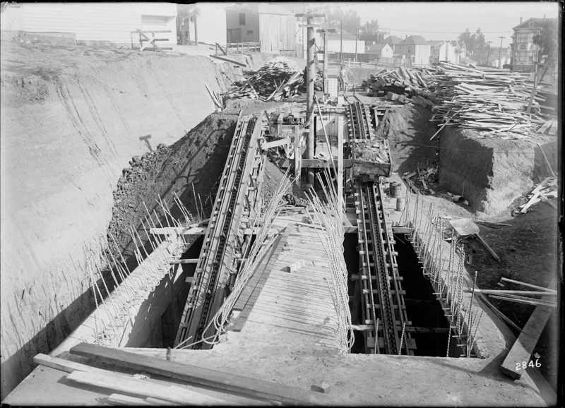 construction of twin peaks tunnel