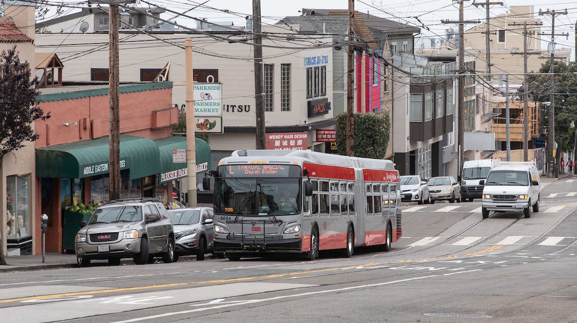 Image of an L Taraval bus shuttle substitution