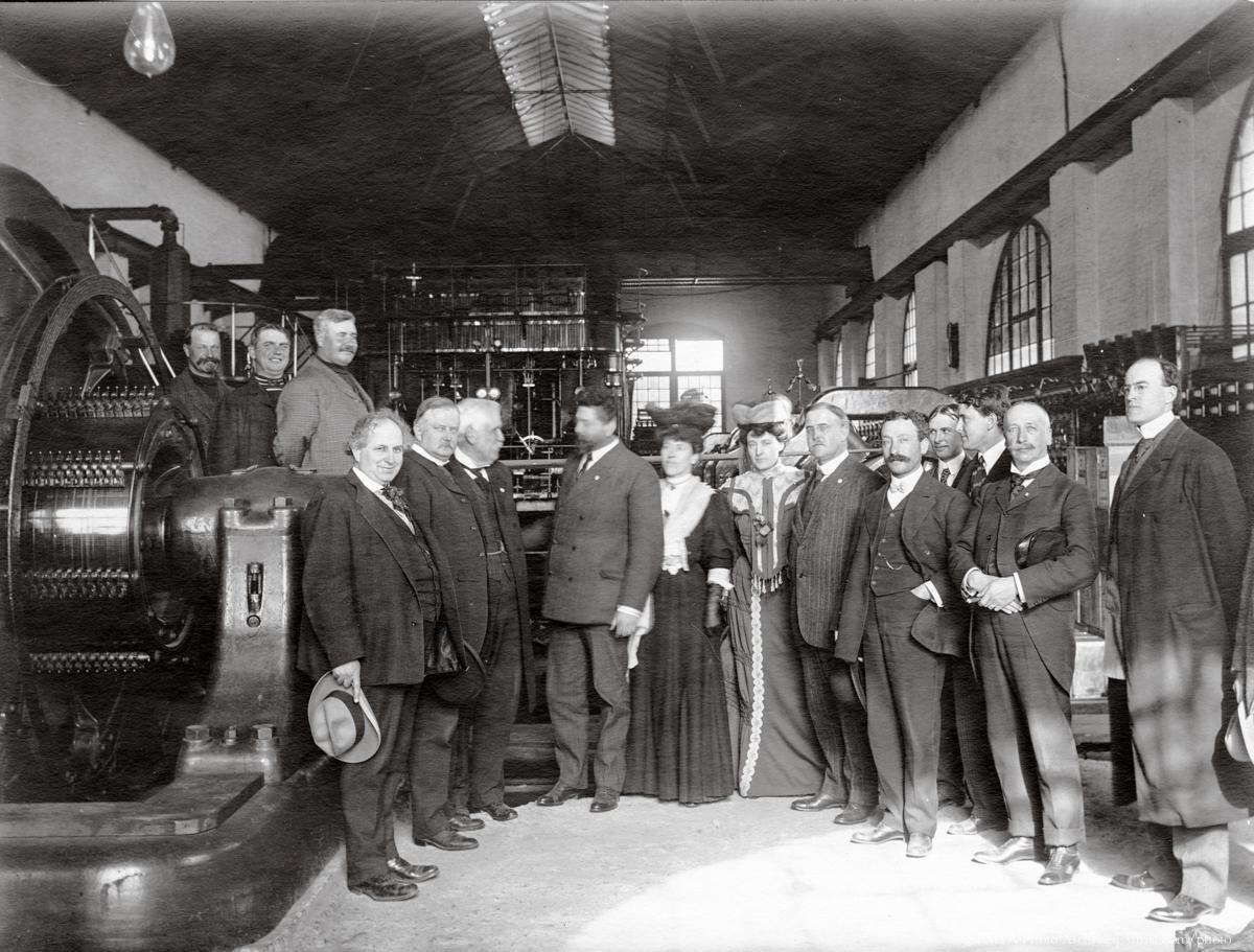 Mayor Schmitz and dignitaries touring Bryant and Division Powerhouse, 1906