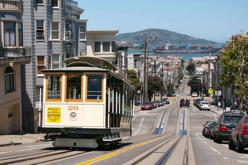 Powell Mason cable car