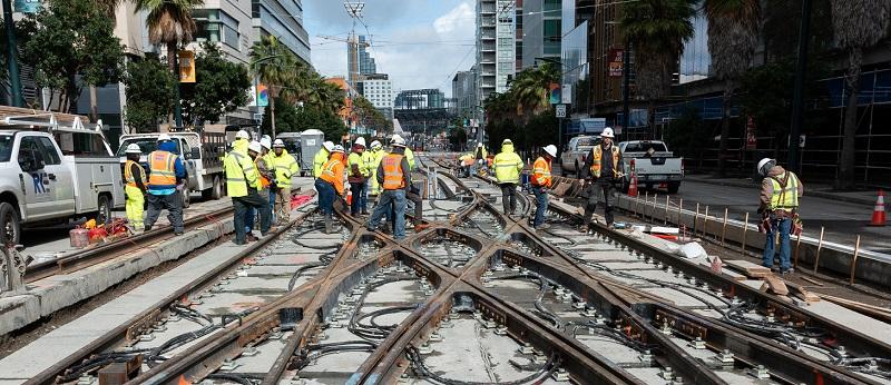 T Third train crossovers