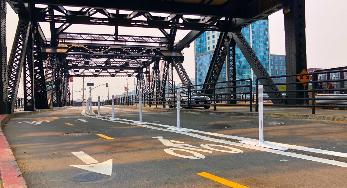 Third Street Bridge two-way bike path