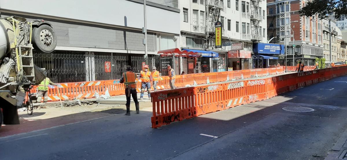 Photo: Crew members laying concrete along Geary at Leavenworth
