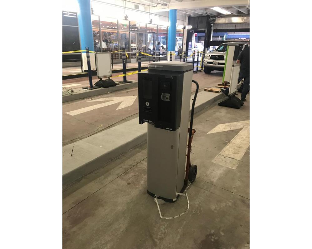 Ellis O'Farrell Garage  - Street Install