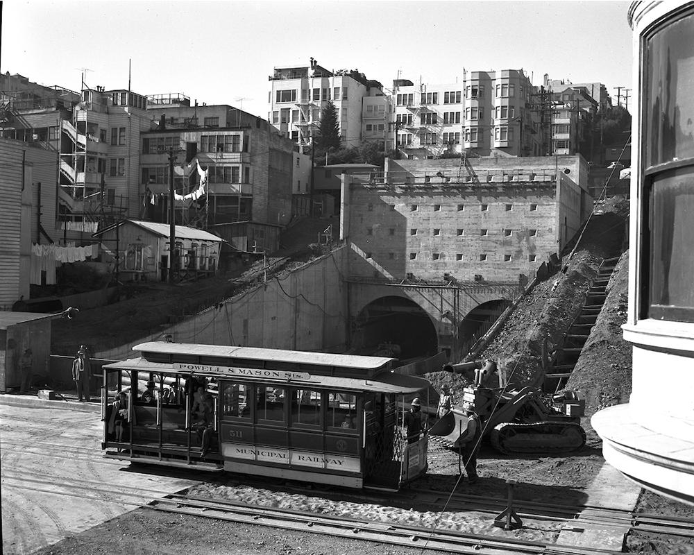 Broadway Tunnel construction and cable car