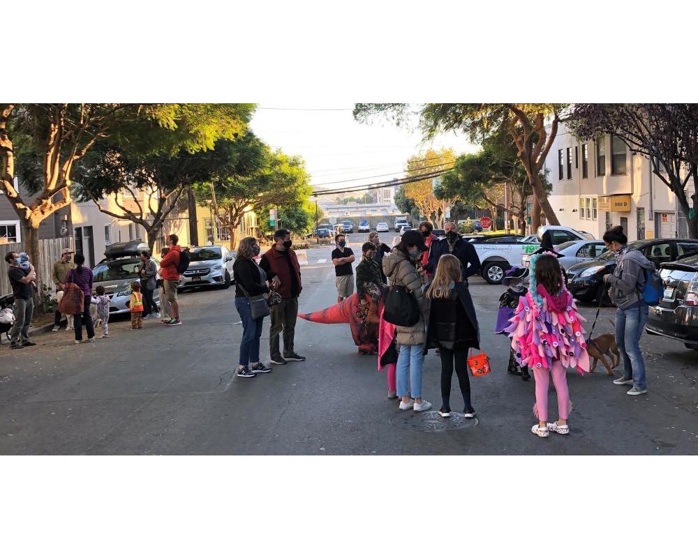 Parents and children on Minnesota Street in 2020