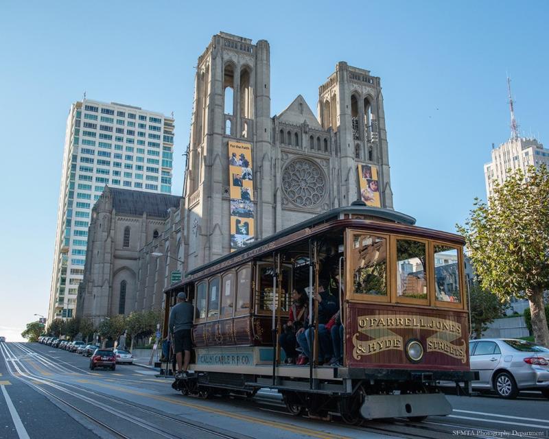 Image of California Cable Car Line on top of Nob Hill