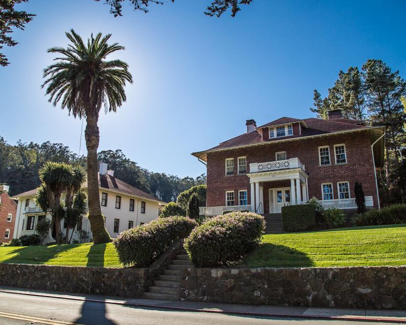 Photo of buildings in Presidio By K Danko, cropped and resized