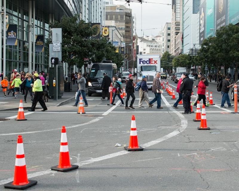Heads Up: Starting 6 a.m. Tuesday, September 11 through 8 p.m. Sunday, September 30, Howard Street between 3rd and 4th streets w