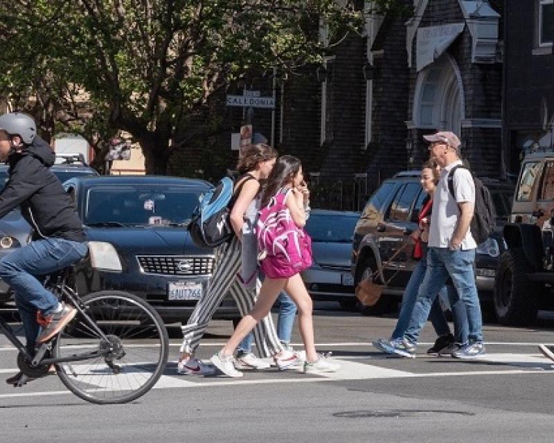 People walking and biking around San Francisco