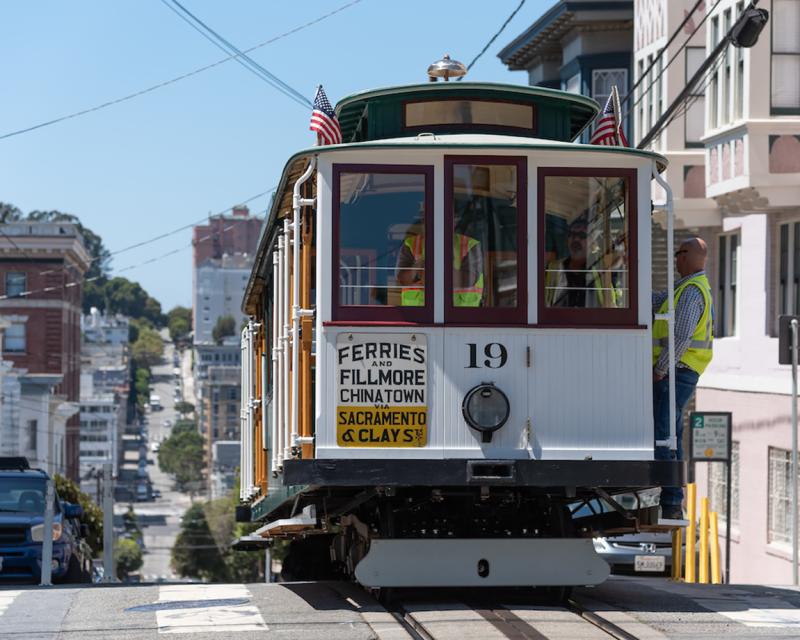 front view of cable car 19 on washington street