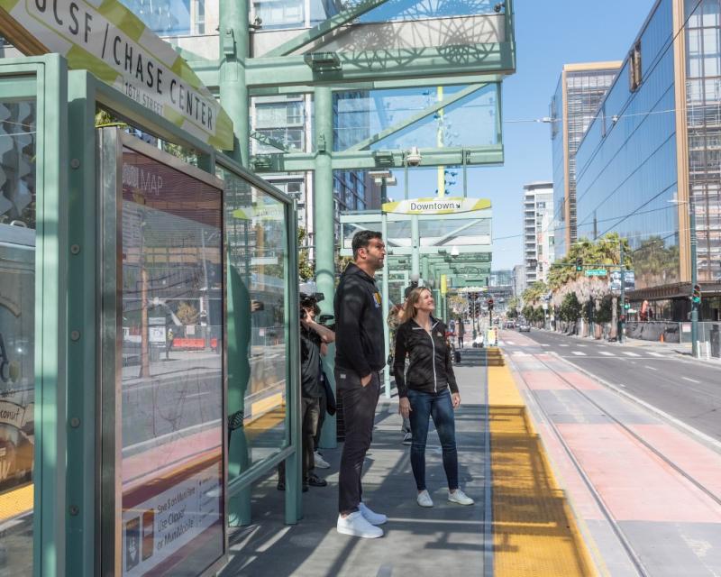 Zaza uses Muni to get to Chase Center