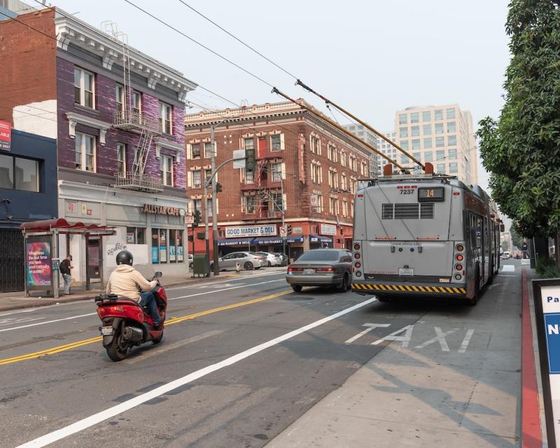 Photo of the 14 Muni bus on Mission Street in SoMa
