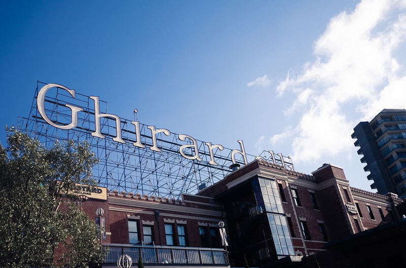 Ghirardelli Square Sign