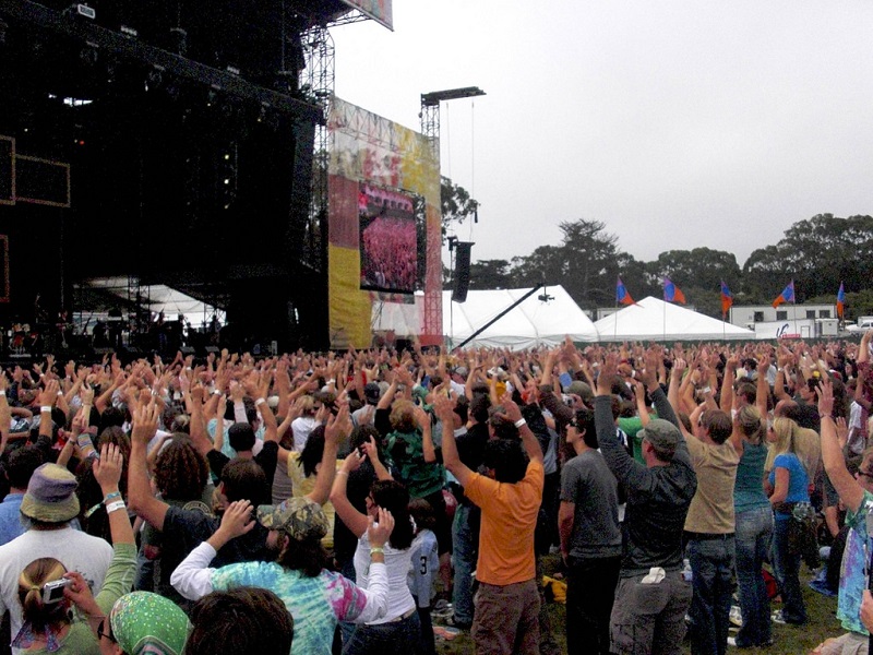 2008 Outside Lands crowd