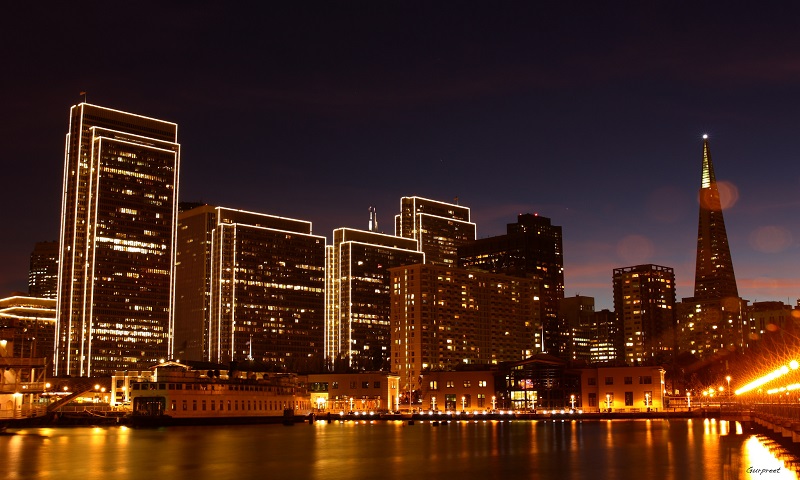 Embarcadero Center and Pyramid at night