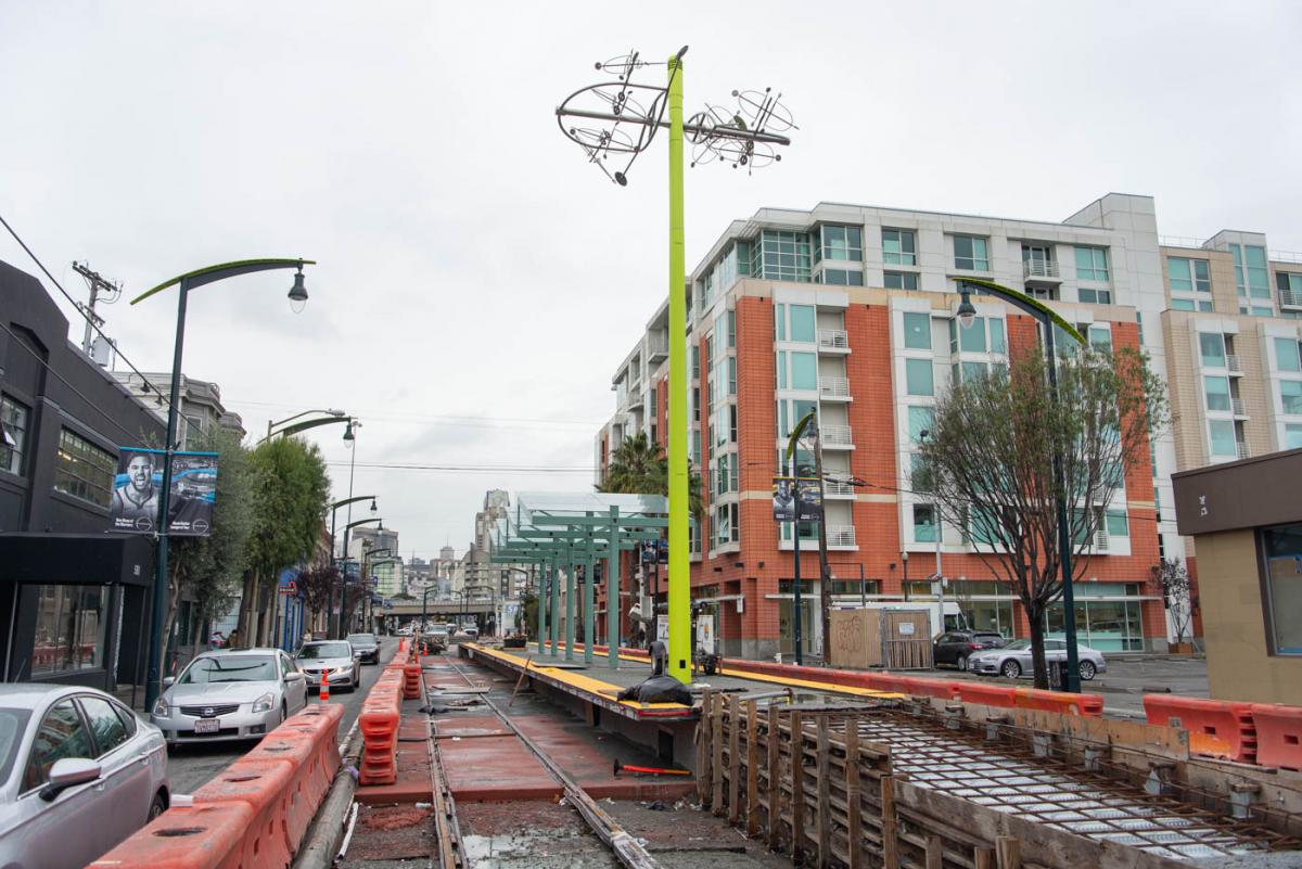 A piece of kinetic public art entitled Microcosmic by artist Moto Ohtake has been installed atop the mast at the 4th and Brannan surface station.