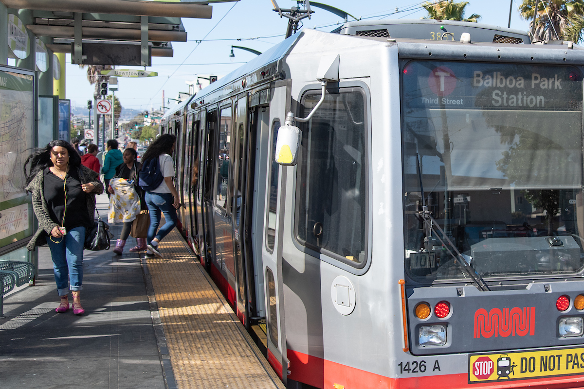 People loading up on the T Third Line.