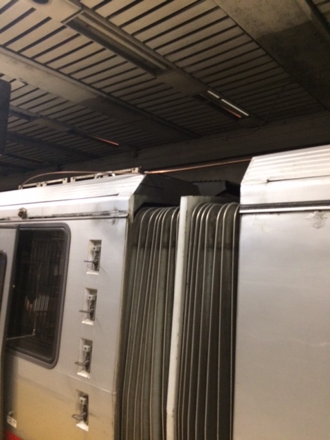 Wire fallen on Muni LRV in subway