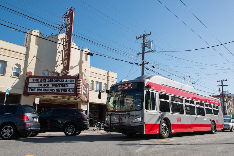 31 Balboa coach passing the Balboa Theater