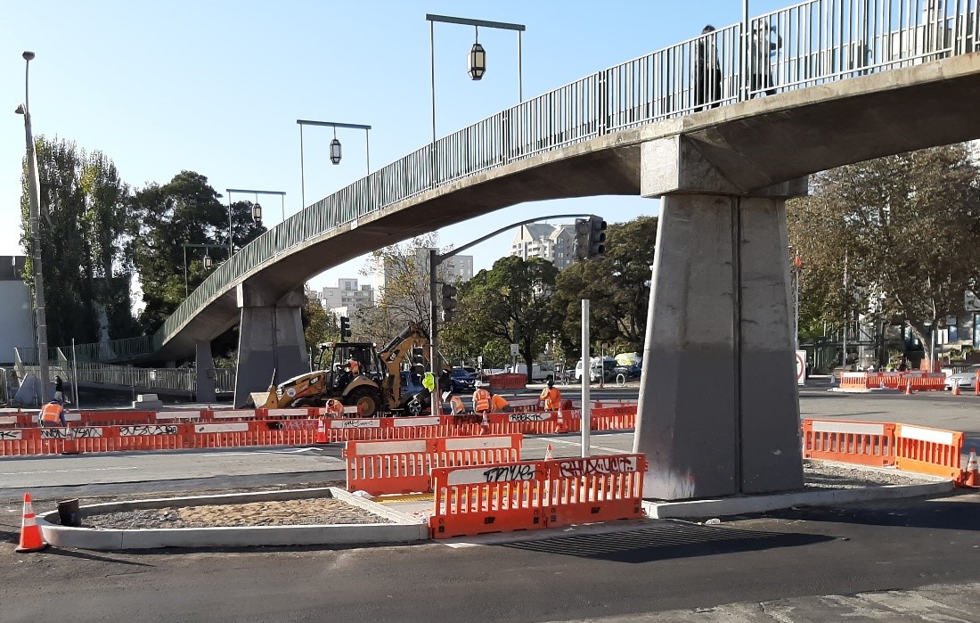 Photo of new median construction at Geary and Webster