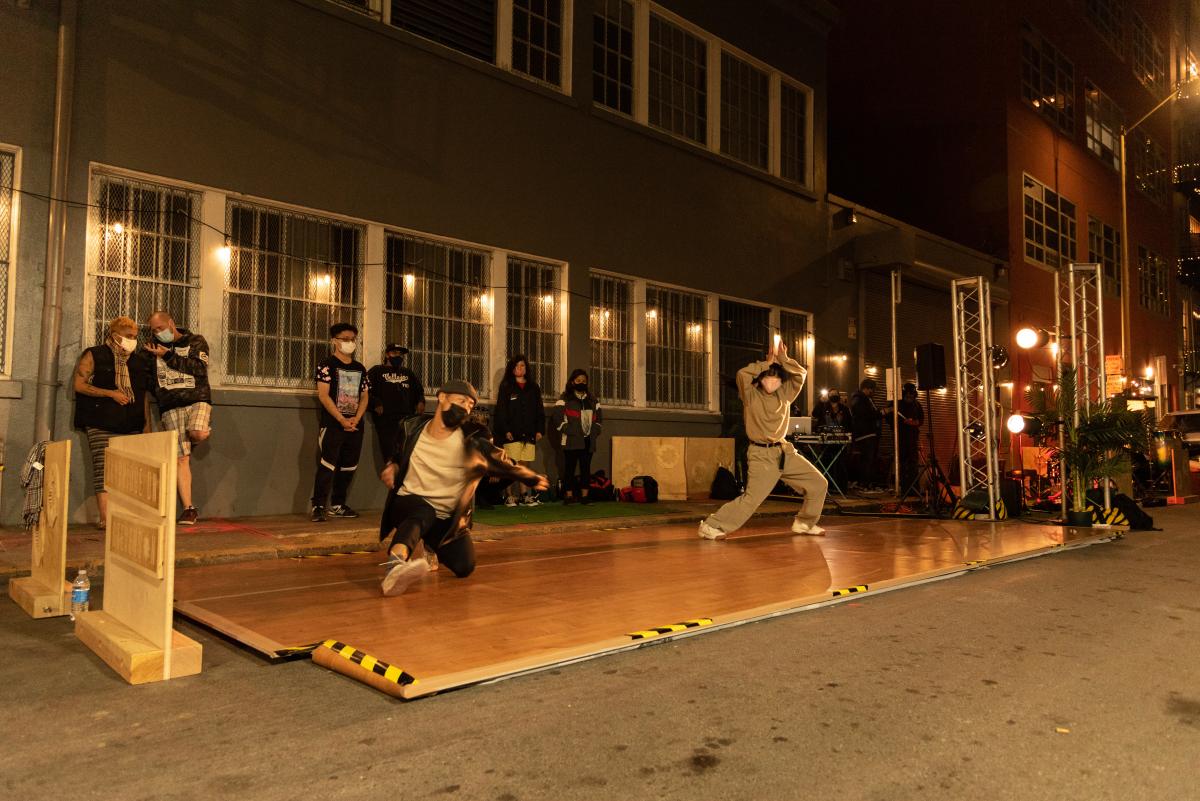 Dance performance in an alley