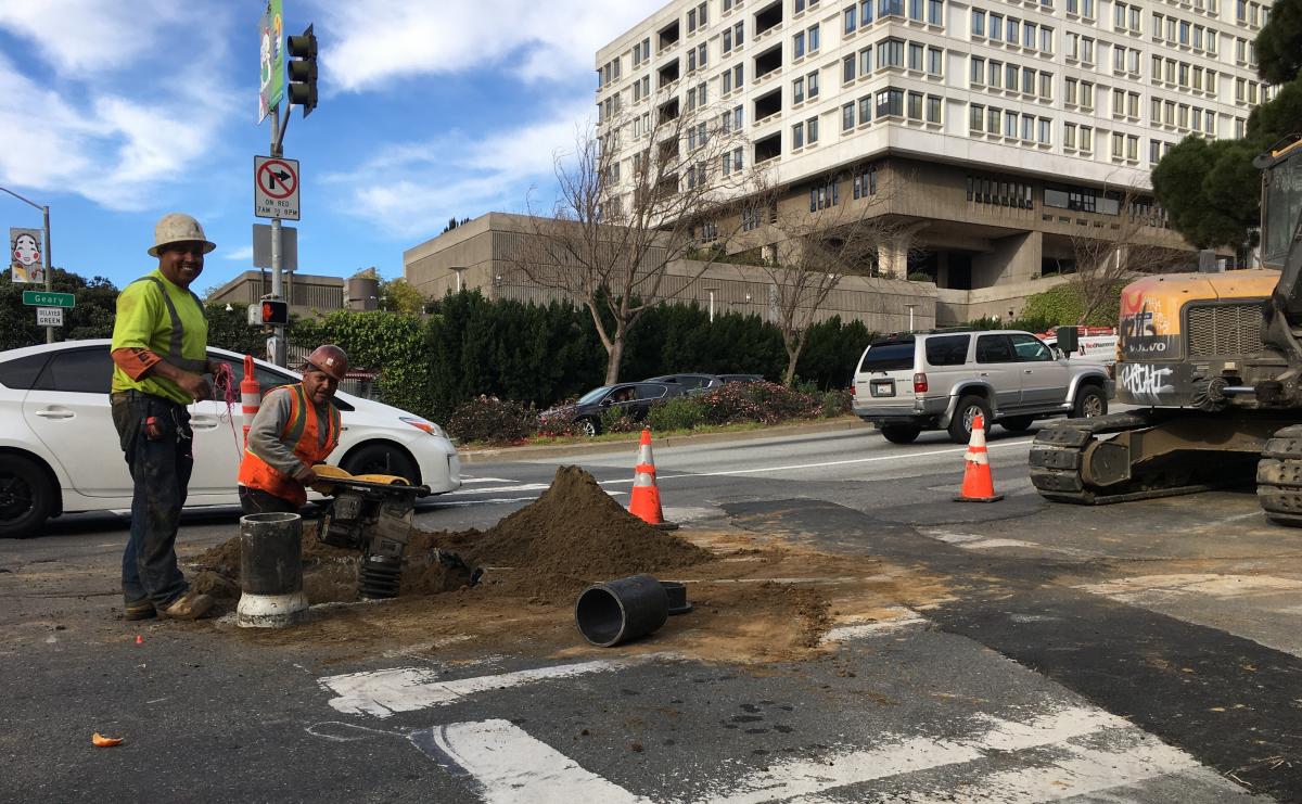 Crews install water main pipes at Geary and Laguna