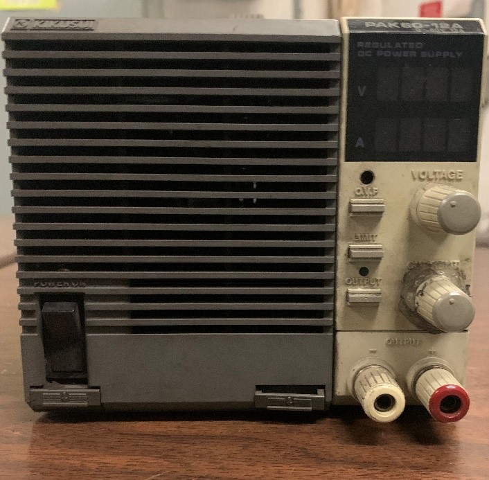 Photo of the culprit of the March 3 subway train control system failure, an old power supply