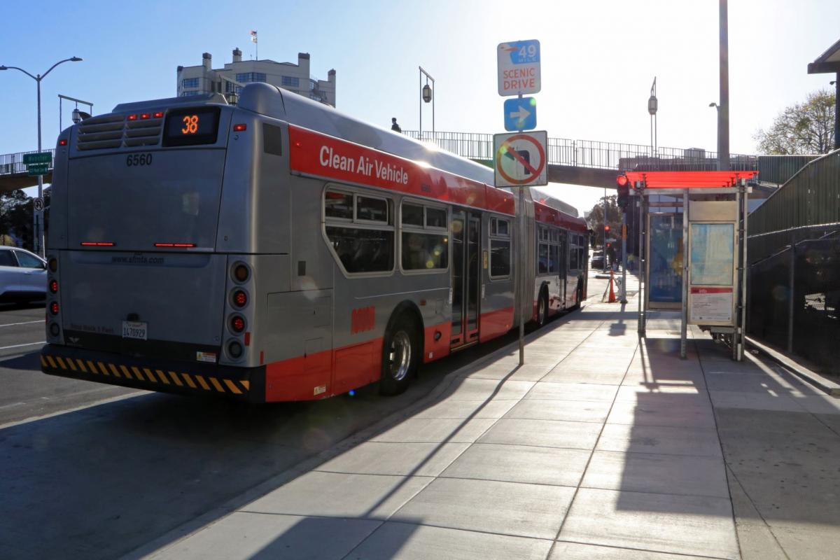 Photo: 38 Geary bus at Geary and Webster  