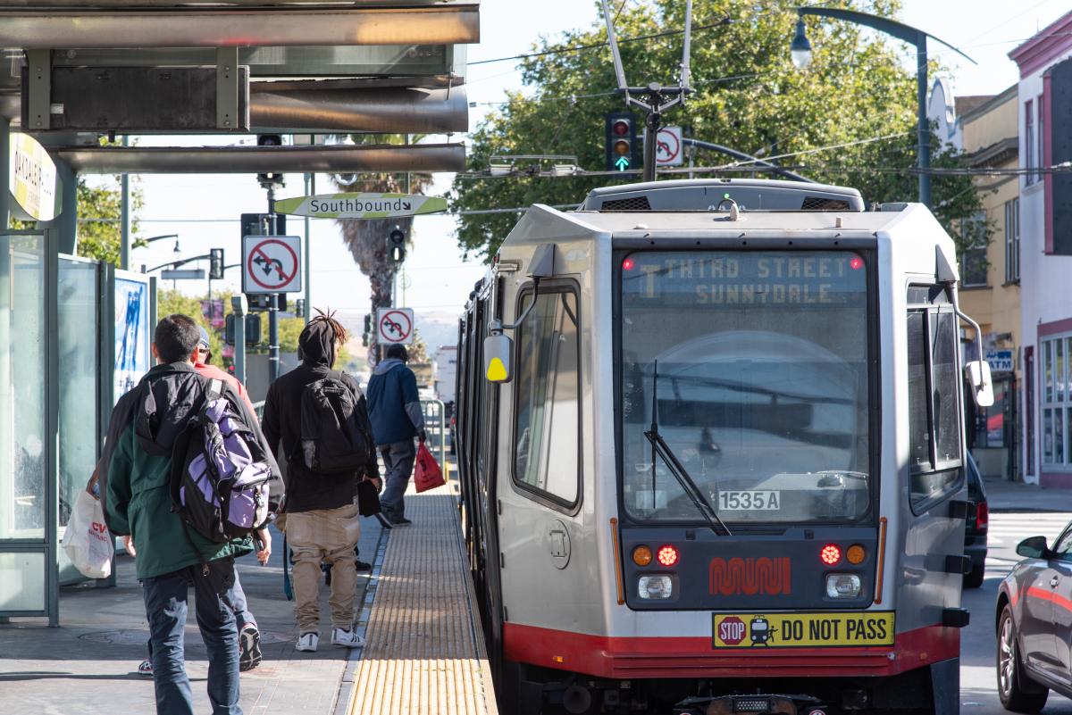 T Line LRV at the Oakdale boarding island in the Bayview District 