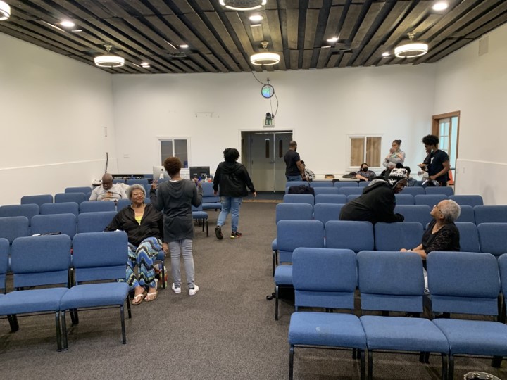 Community members at a multilingual community workshop