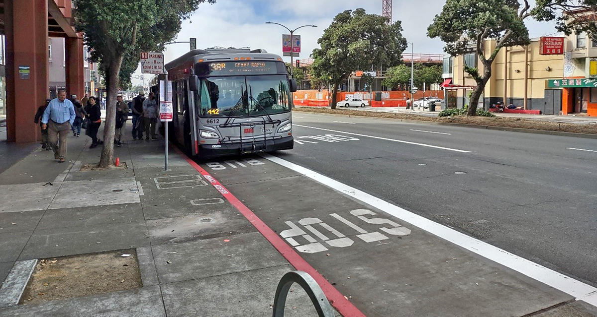Photo of bus in new bus zone at Geary and 6th Avenue inbound