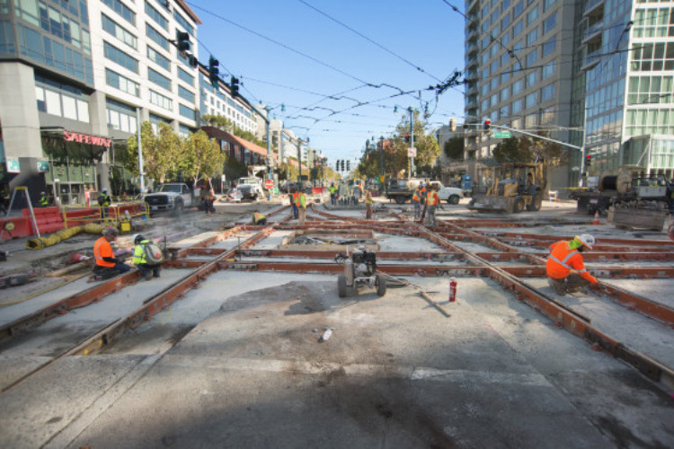 Work to upgrade the<br />
        track configuration at 4th and King went through the week of Veteranâ€™s Day.