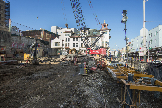 With the walls for<br />
        Chinatown Station complete, different equipment has been moved in to focus on excavating the site.