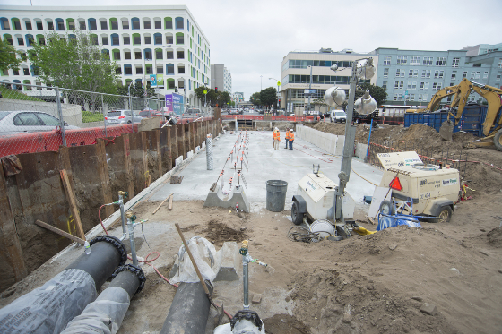 Roof deck installation<br />
        completed on the west side of 4th Street for the future Yerba Buena/Moscone Station.