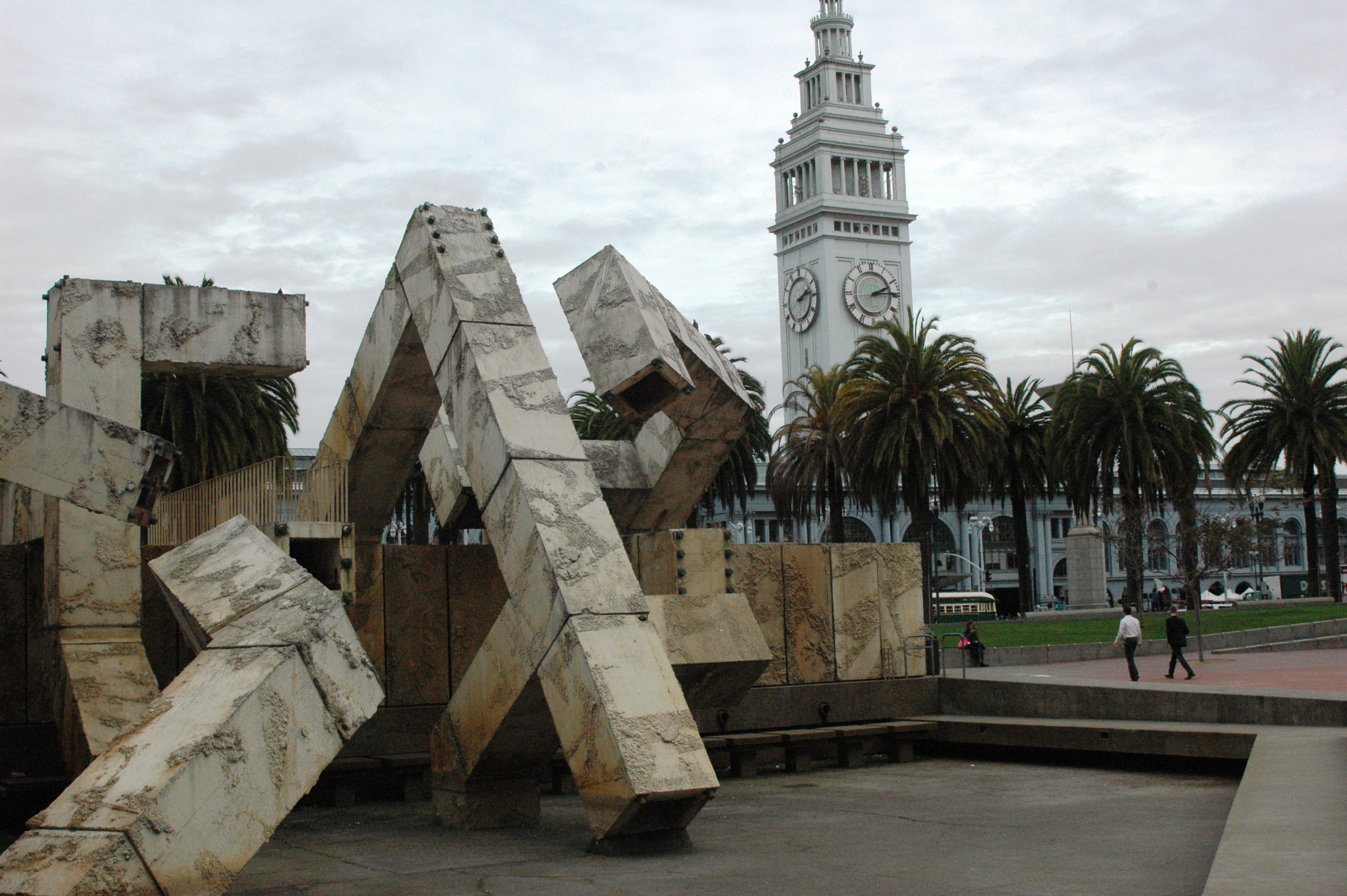 Side view of Vaillancourt Fountain