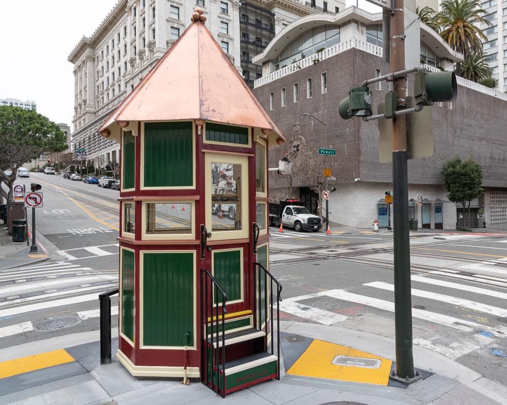 cable car signal tower at Powell and California Streets