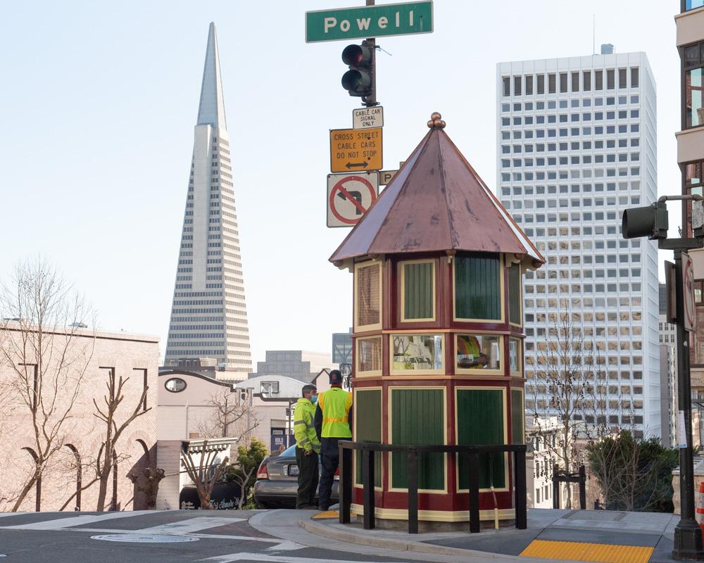 cable car signal tower at Powell and California Streets