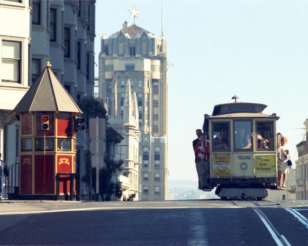 cable car signal tower at Powell and California Streets