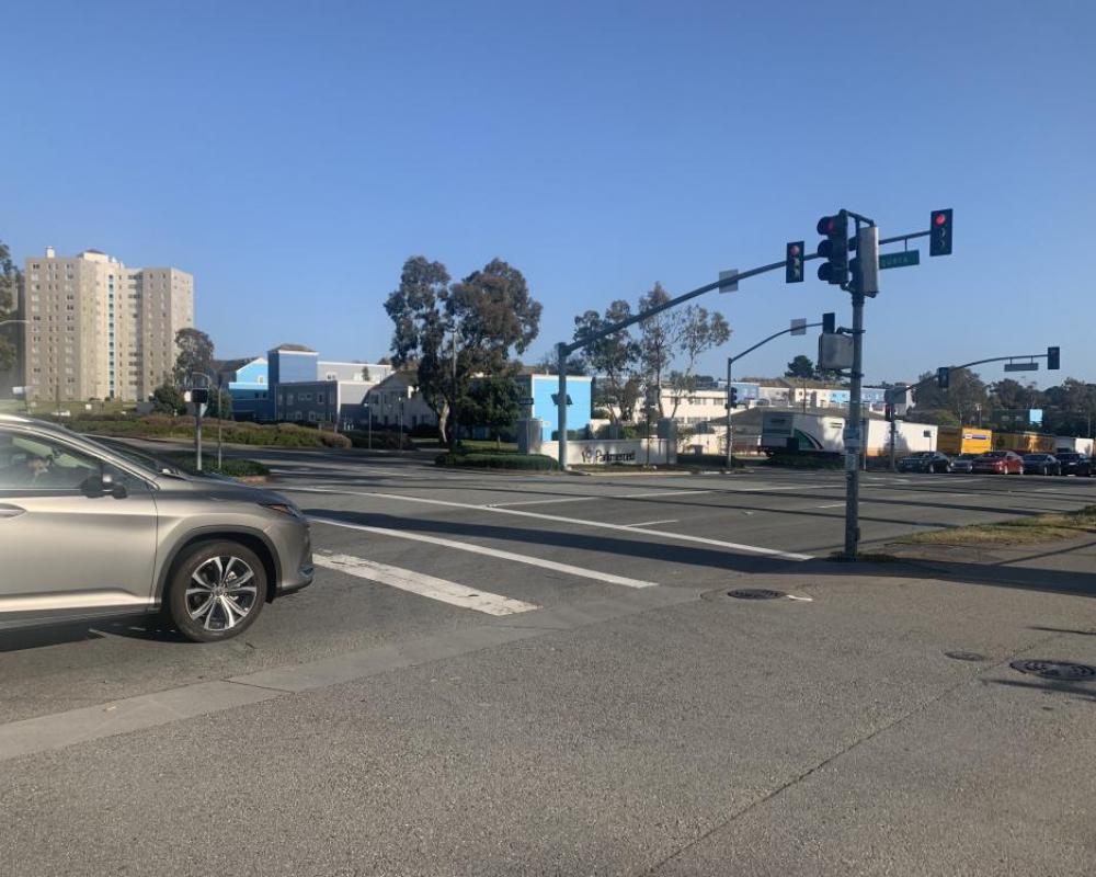 Lake Merced Boulevard and Higuera Avenue (existing conditions)