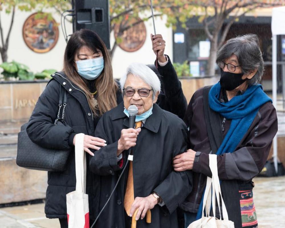 City Commissioner George Yamasaki, Jr. makes remarks at the Geary Rapid ribbon cutting celebration.