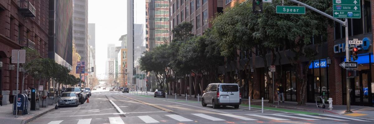 Photo of Howard Street looking west past Spear Street in existing conditions