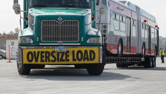 Image of an oversize load truck