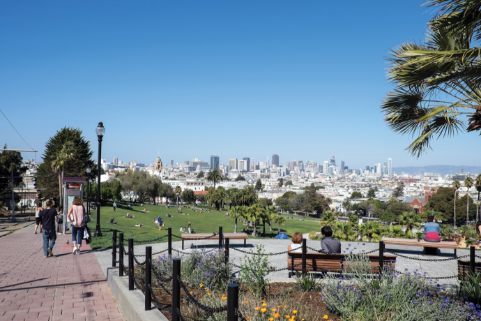 Image of San Francisco from above Dolores Park