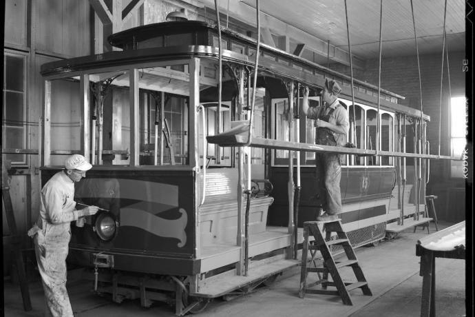 photo of mid 20th-century cable car painters