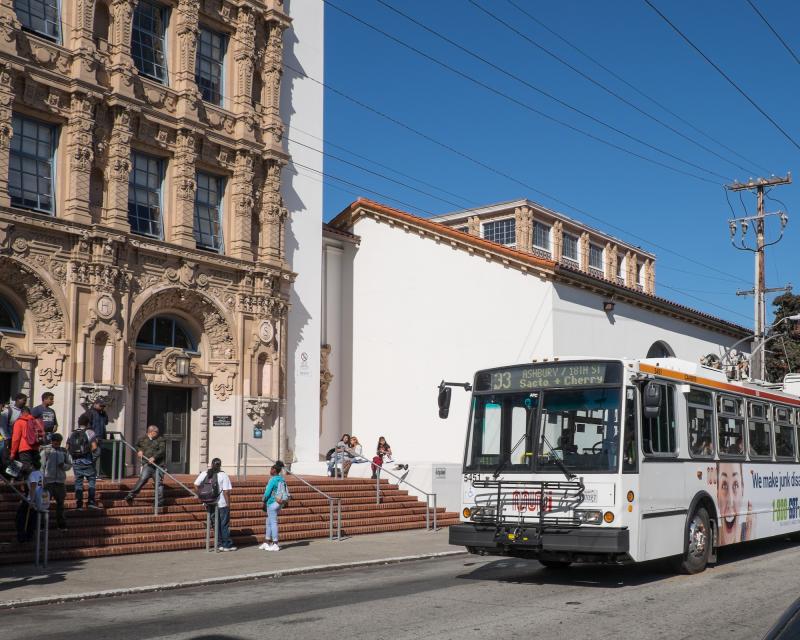 muni passing a school